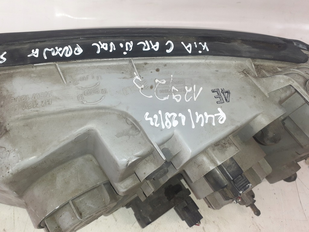 фото №9, Kia carnival фара правий перед