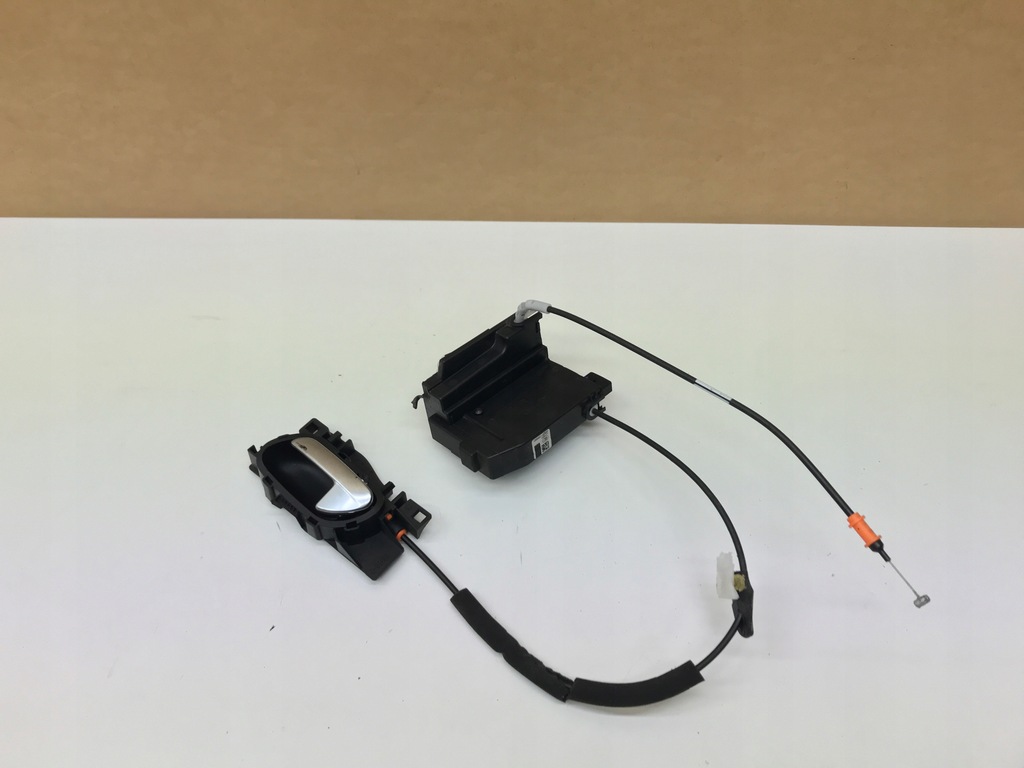 фото №1, C4 spacetourer замок дверь левый задняя