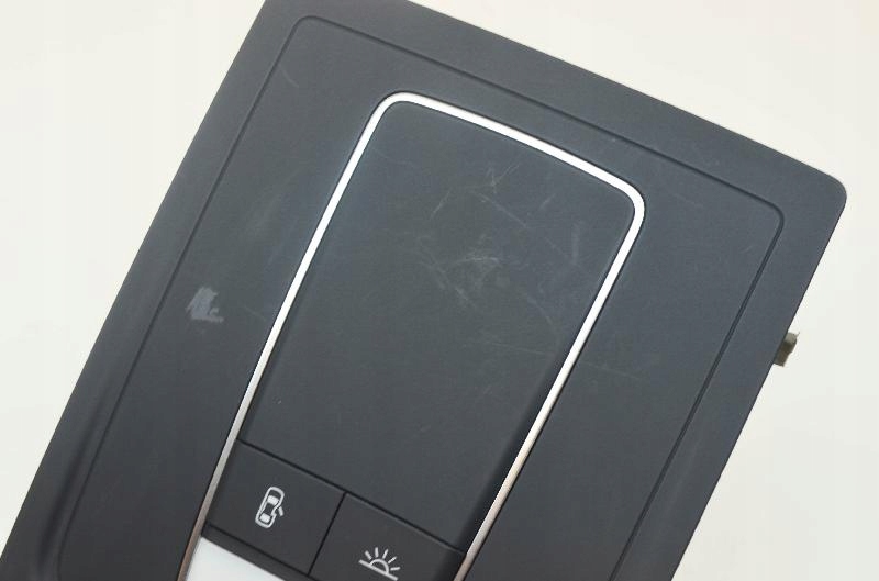 фото №9, Освещение внутреннее audi q3 8u 8v0947135a8x0951177 2.0l дизель 100kw