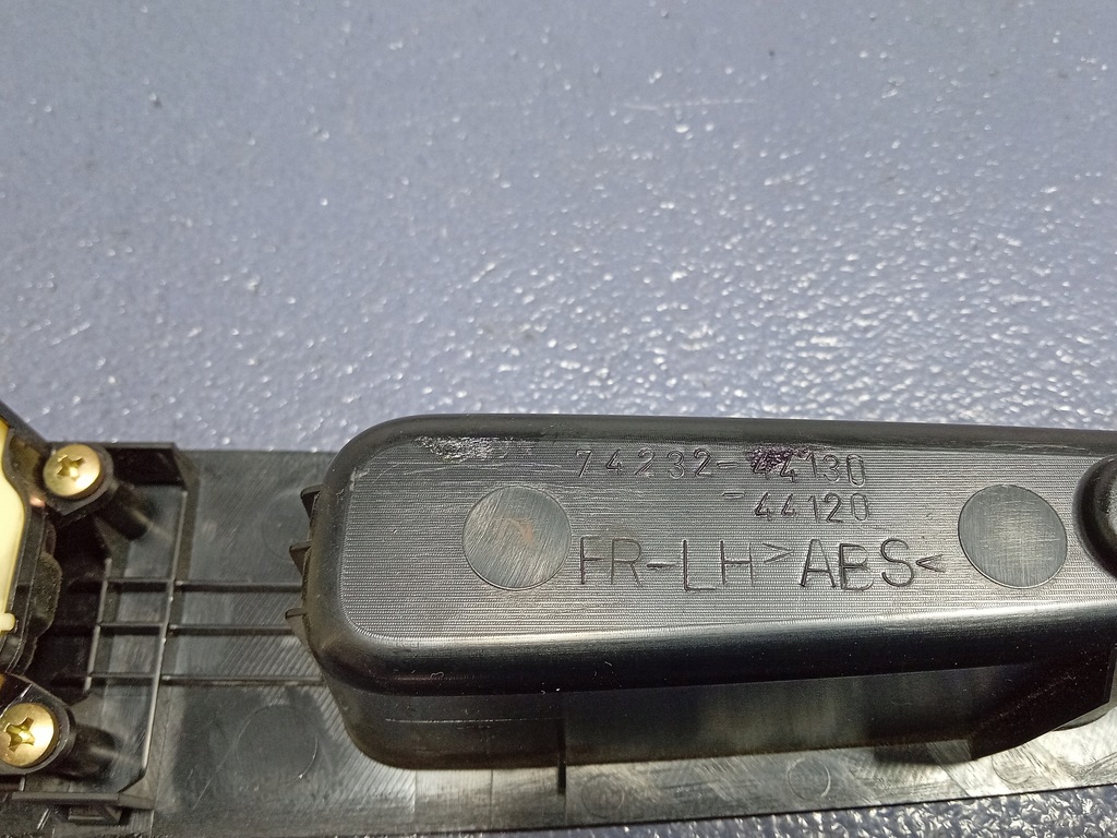 фото №6, Toyota avensis verso панель вікон лівий перед 84040-44030