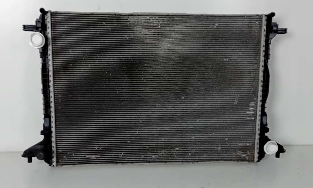 Audi rsq8 urus bentayga радиатор воды кондиционера Недорого