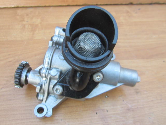 фото №10, Vw golf viii r audi a4 a5 a6 q5 s3 2.0 tfsi насос масла 06h115105ge bdb