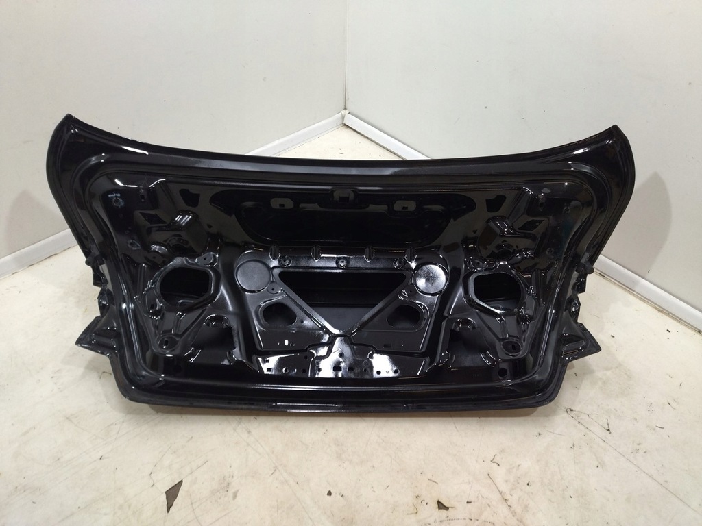 фото №8, Кришка багажника задня кришка багажника 019 blackstone volvo s60 iii