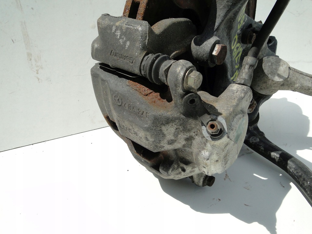 фото №16, Mercedes поворотний кулак передня права супорт важелі a2093320101 clk 209