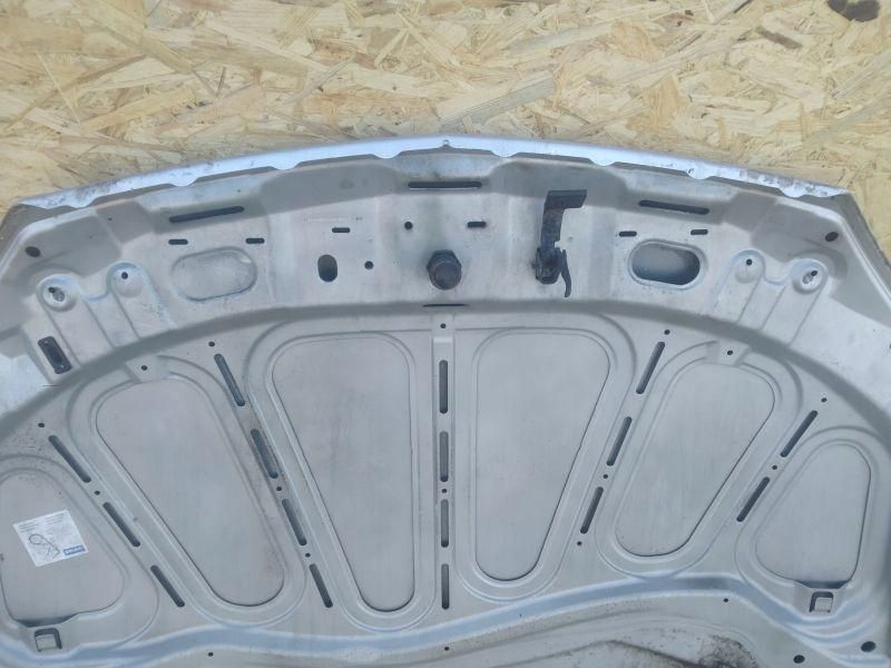 Капот серебристая крышка двигателя opel cosa c Недорого