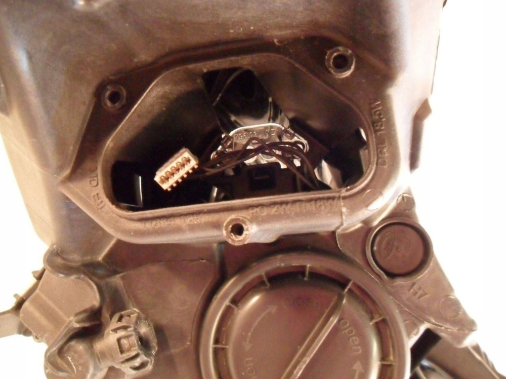 Купить Фара перед сторона левая opel astra k b01720298