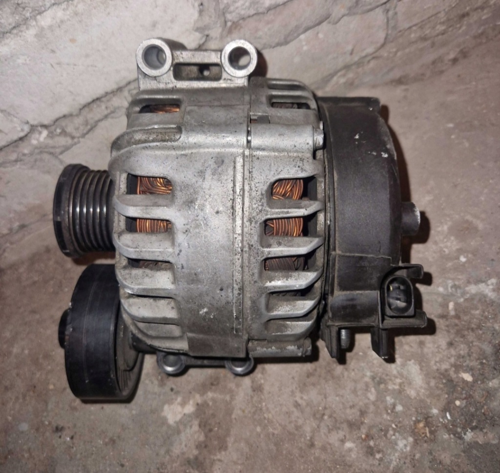 Купити Генератор valeo tg17c015 bmw e60 e61 n52