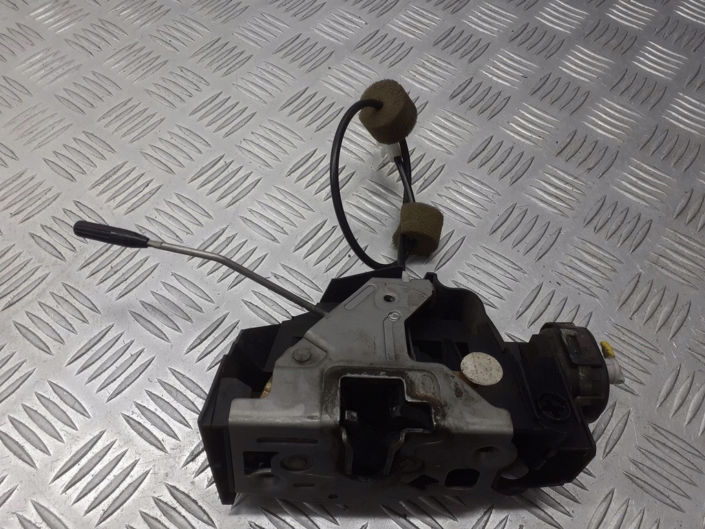 фото №2, Замок дверь левый перед mercedes w168