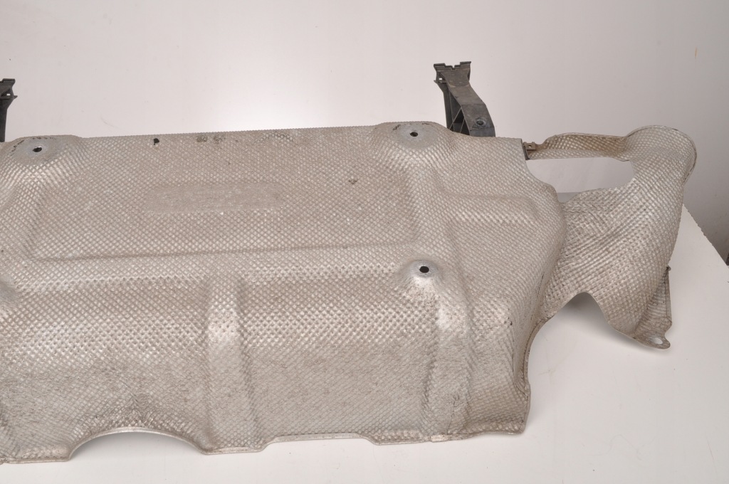 фото №6, W177 amg a35 защита тепловая a17716825000 20r