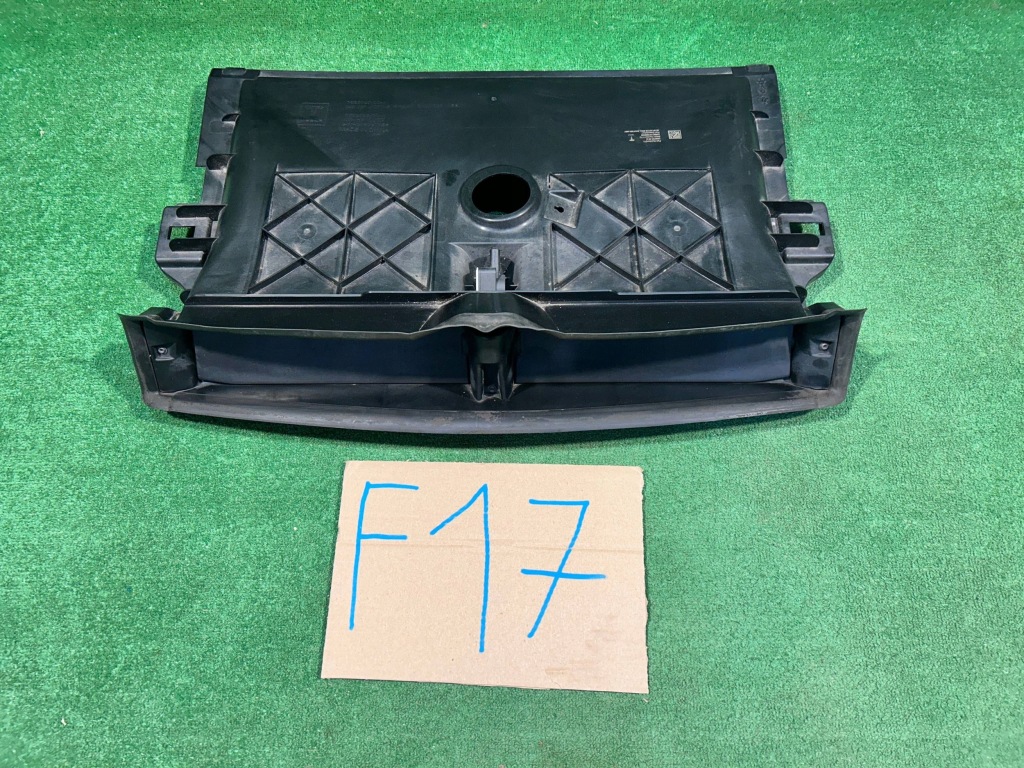 Tesla model 3 повітропровід повітря жалюзі 1559787-00-a Зі Шроту