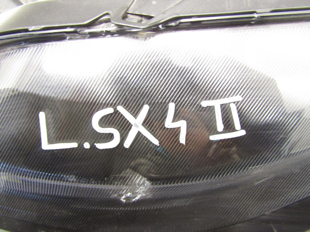 фото №8, Лампа передняя левый перед led suzuki s-cross sx4 sx-4 ii 21- w6312qk08