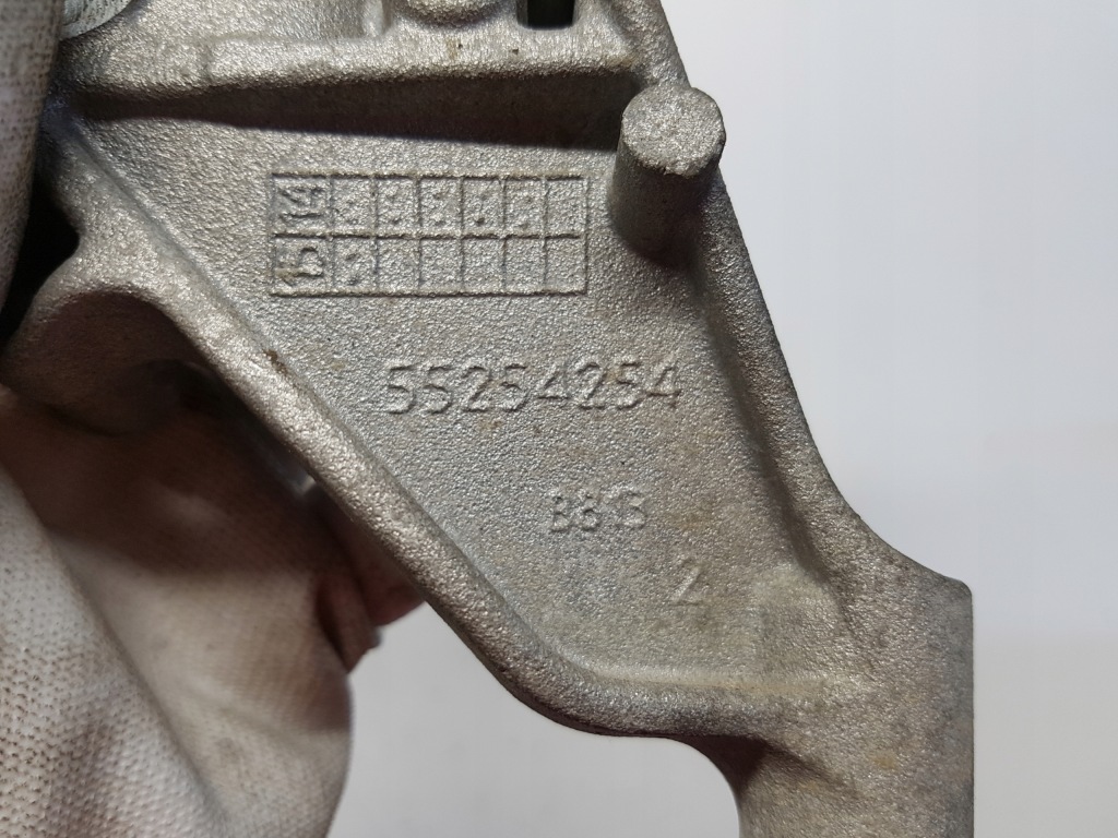 фото №4, Jeep renegade 2.0crd кронштейн компрессор кондиционер