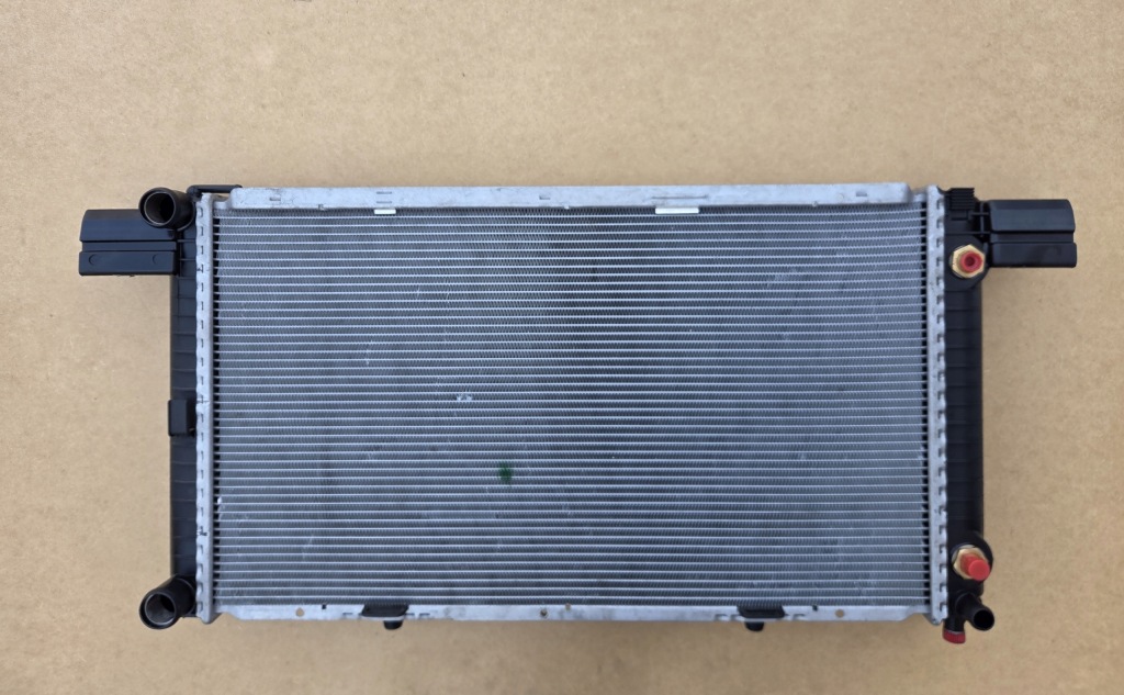 Купити Радіатор води mercedes sl r129 280 300 320 8mk376711-451 1989-2001