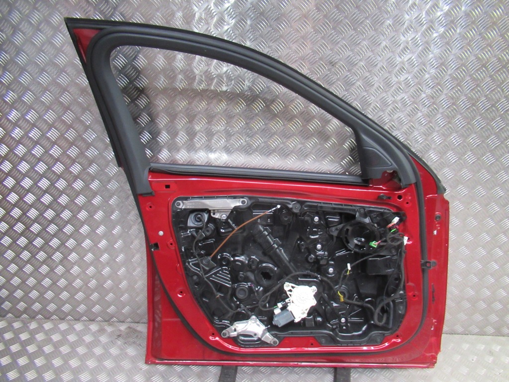 фото №11, Дверь левая левый перед передние mercedes w206 c-klasa sedan f1272