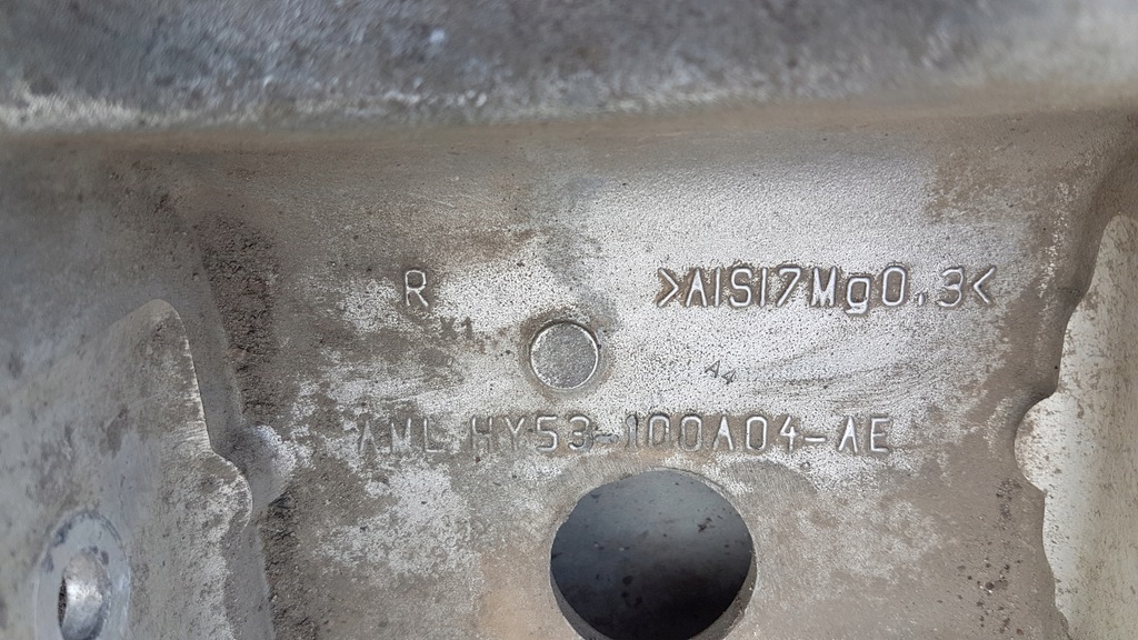 фото №3, Кронштейн подвеска правый перед aston martin db11