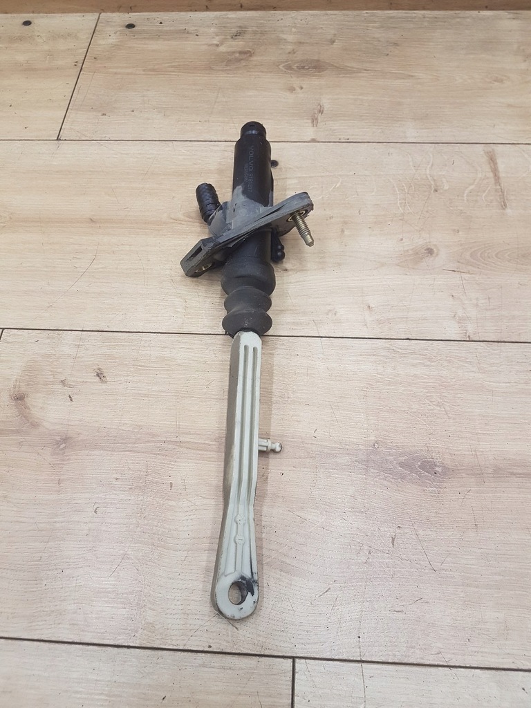 фото №1, Помпа зчеплення циліндр зчеплення volvo v70 2.4 16v