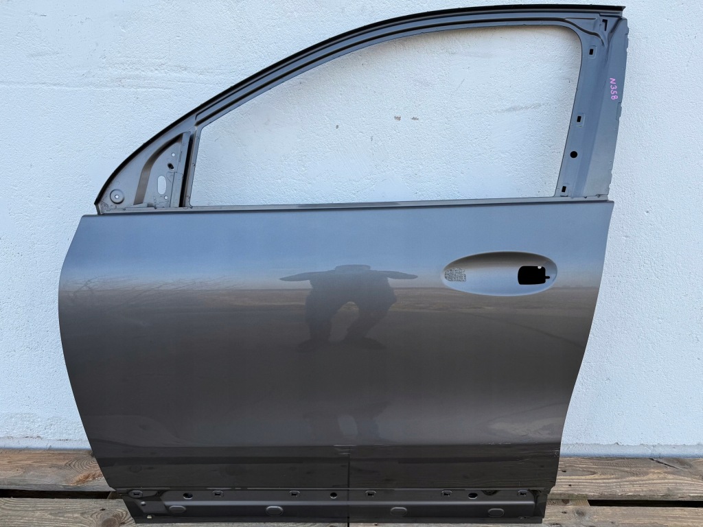 Купить Дверь перед передние левая mercedes gla 2 2 w247 2019- cale оригинальные оригинальный номер