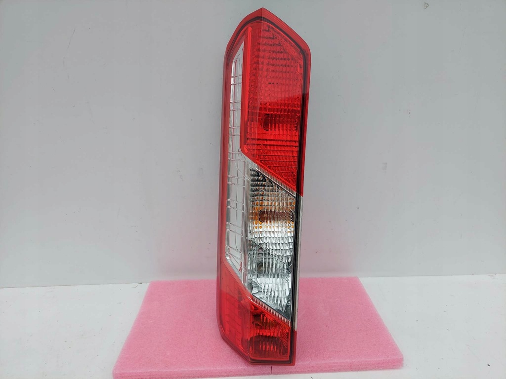 фото №1, Ford transit mk8 лампа ліва задня задня