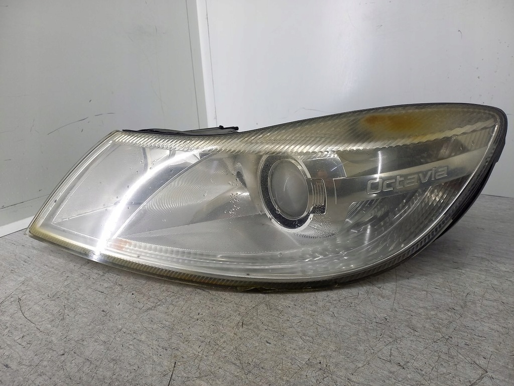 фото №10, Лампа перед ліва bixenon skoda octavia ii fl 1z1941015g 1zl247052-05 hella