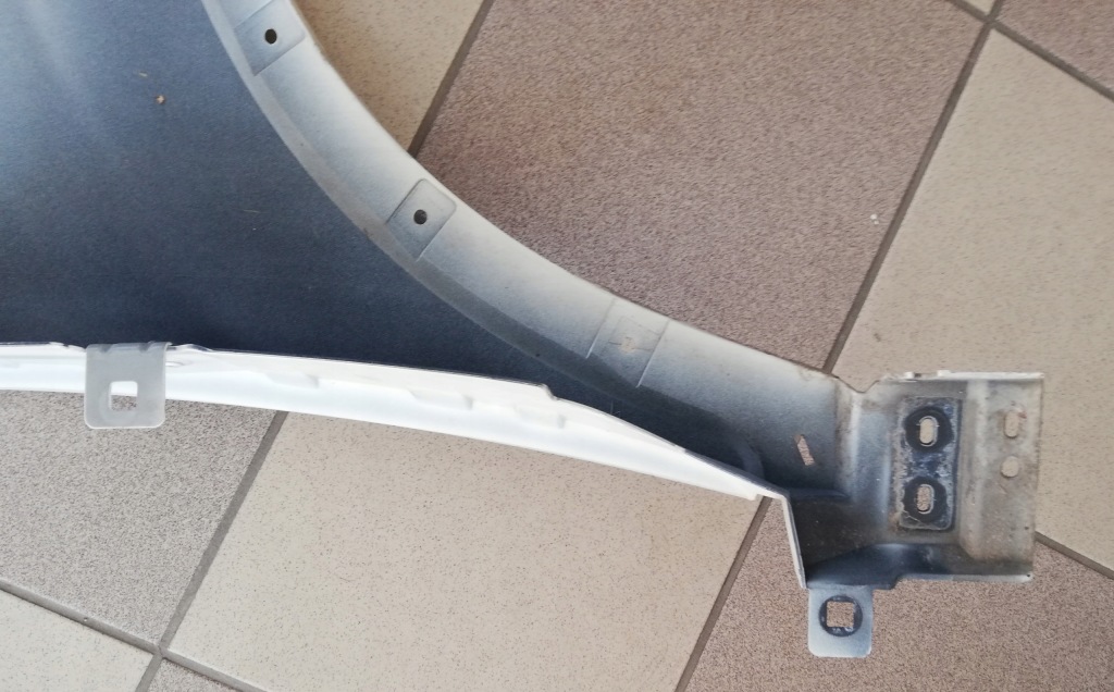 Крыло  левое  перед renault captur рестайлинг  оригинал Доставка