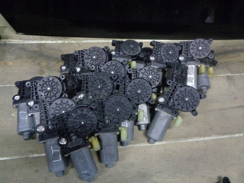 фото №1, Bmw e46 моторчик скло лівий задня