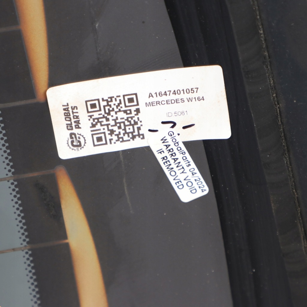 Mercedes ml w164 скло задня кришки багажника as3 Оригінал