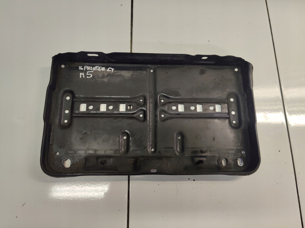 фото №1, Mercedes sprinter vw lt основа акумулятор