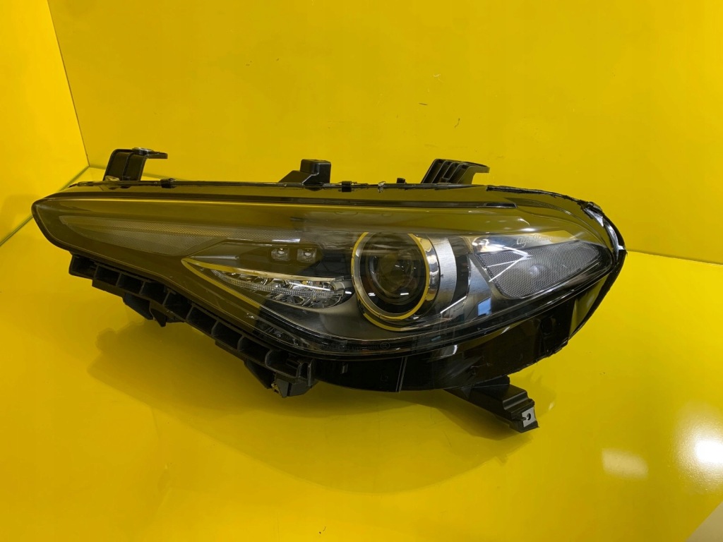 фото №1, Лампа левая alfa romeo giulia bi-xenon поворотная