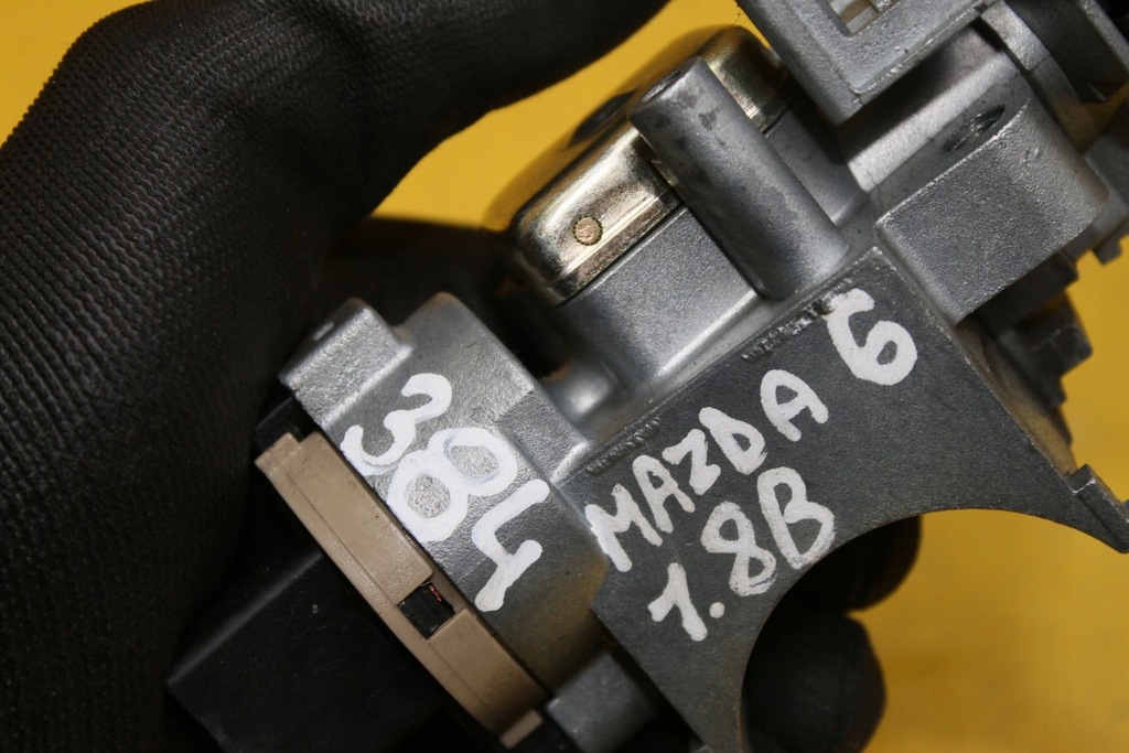 фото №8, Замок запалювання з ключ 1.8 b mazda 6 vi hb