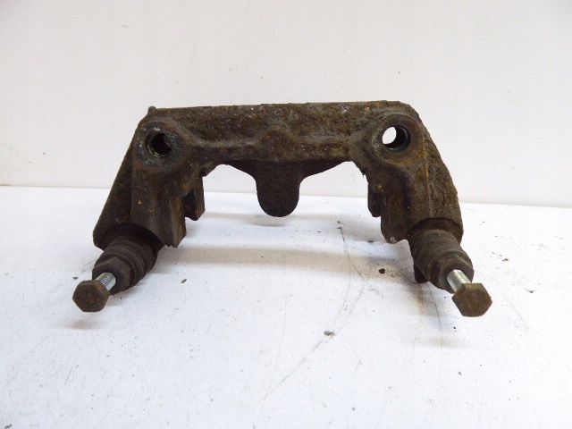 фото №1, C klasa w202 93-01 скоба рамка супорт перед лівий 2.2 cdi