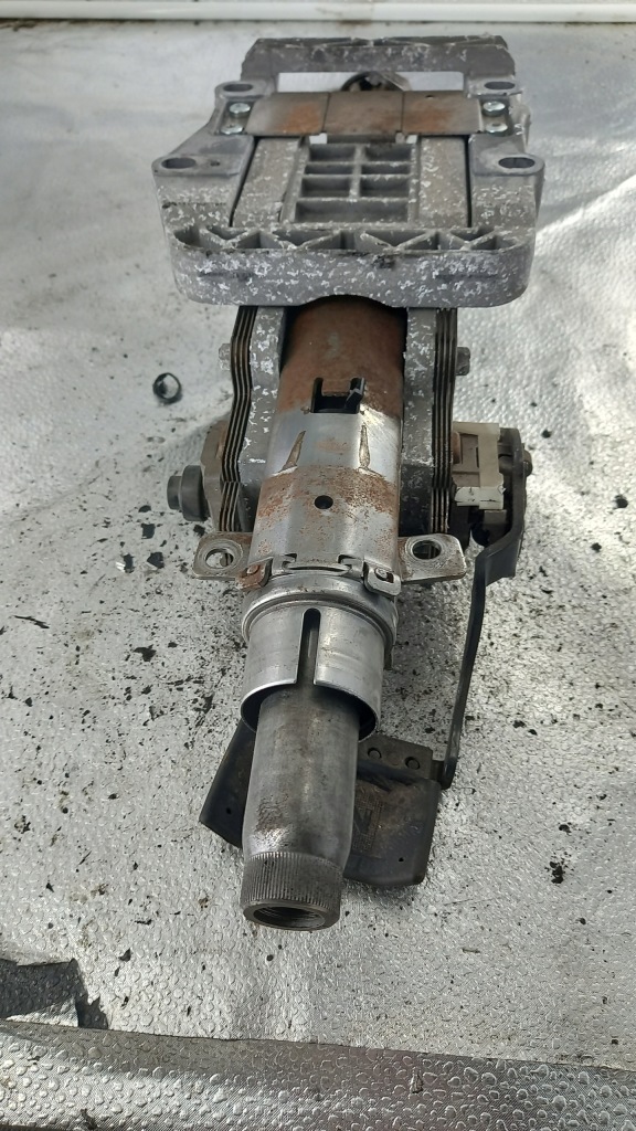 Колонка рулевая audi a4 b5 01r универсал 1.9tdi в Украине