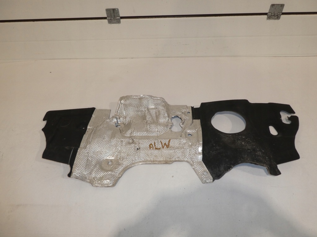 фото №1, Vw caddy v 5 захист теплова перегородка 2k7