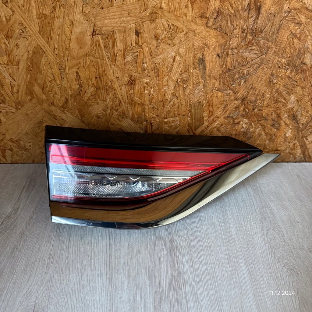 фото №1, Лампа задняя правая крышки citroen ds3 crossback 9822181080