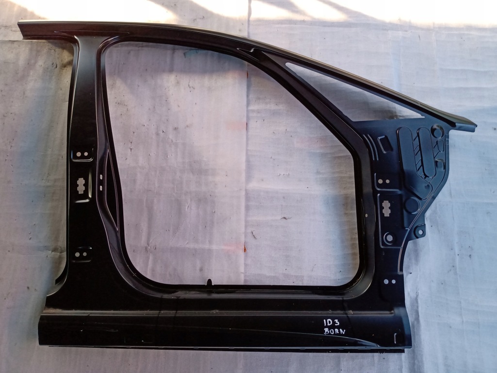 фото №1, Vw id.3 id3 10a порог блок двигателя правый новый 20-