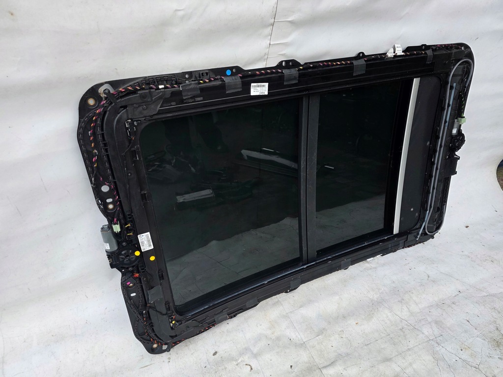 фото №7, Люк панорама volkswagen tiguan ii 5na877041 r line