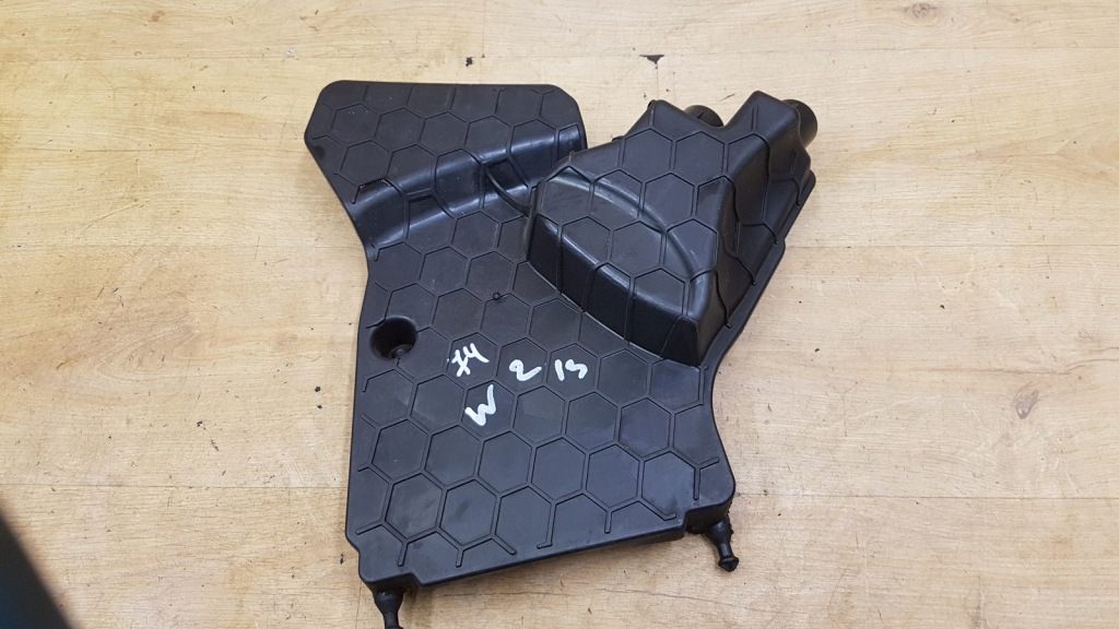 фото №1, Защита резонатор воздуха mercedes w213 2.0 cdi