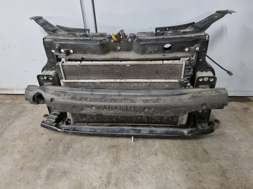 фото №1, Fiat 500 abarth 595 lift pas передний радиатор балка