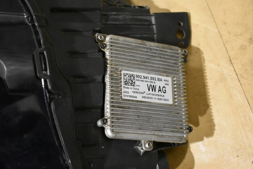 фото №14, Idealny kpl. лампы передние левая правая matrix porsche taycan 1