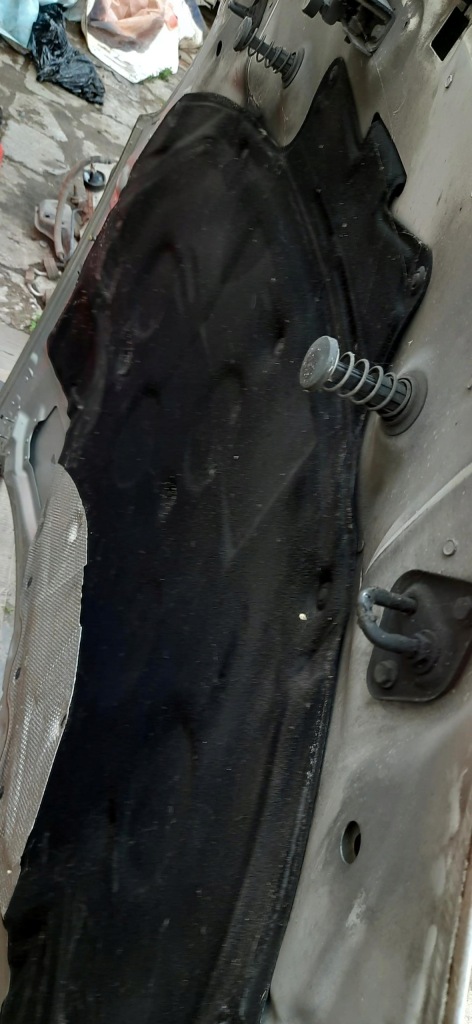 Капот крышка двигателя рестайлинг  mercedes w212 775 Цена