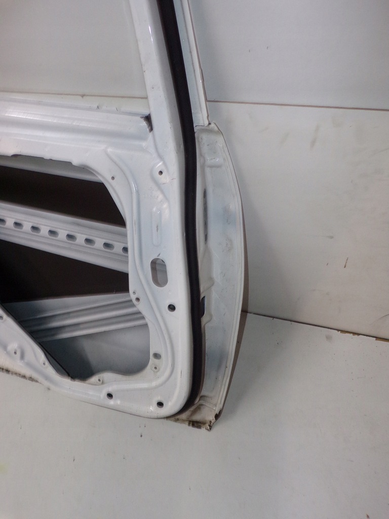 фото №8, Двері ліва задня mercedes w212