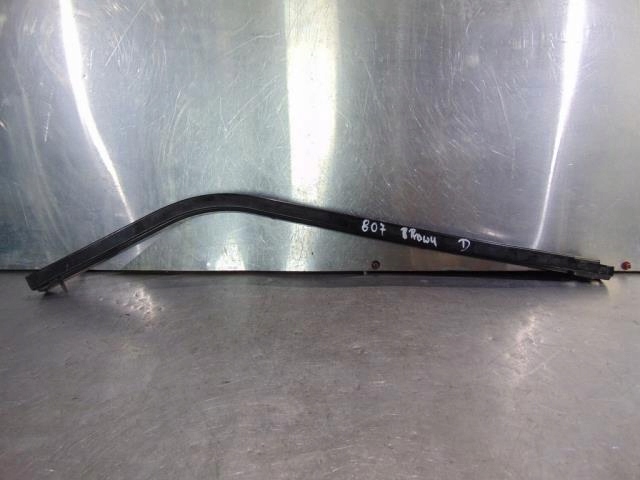 фото №1, Напрямна двері розсувних права peugeot 807