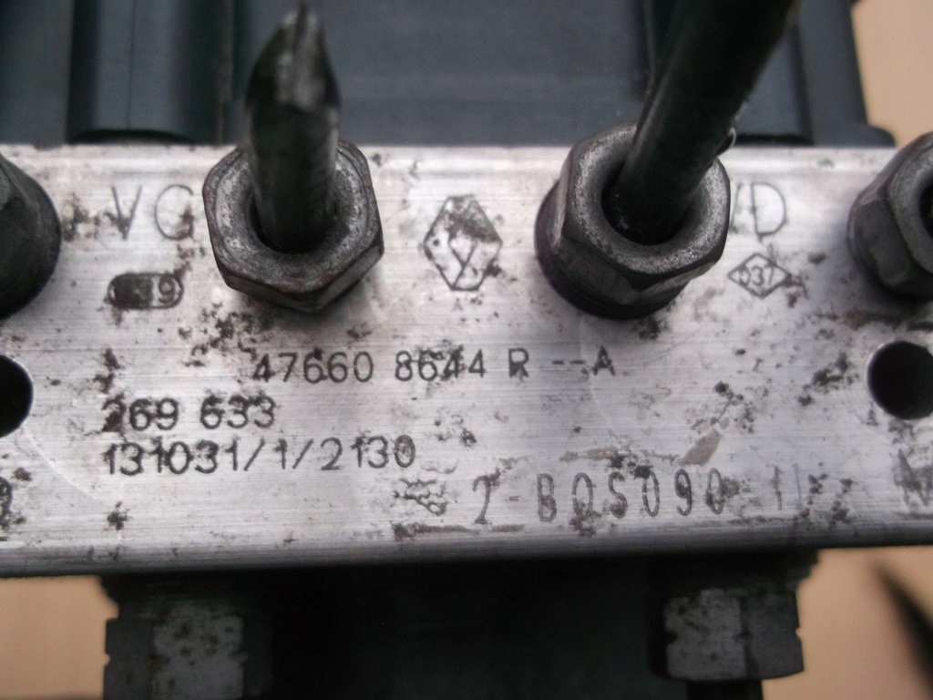 фото №4, Renault dacia насос abs