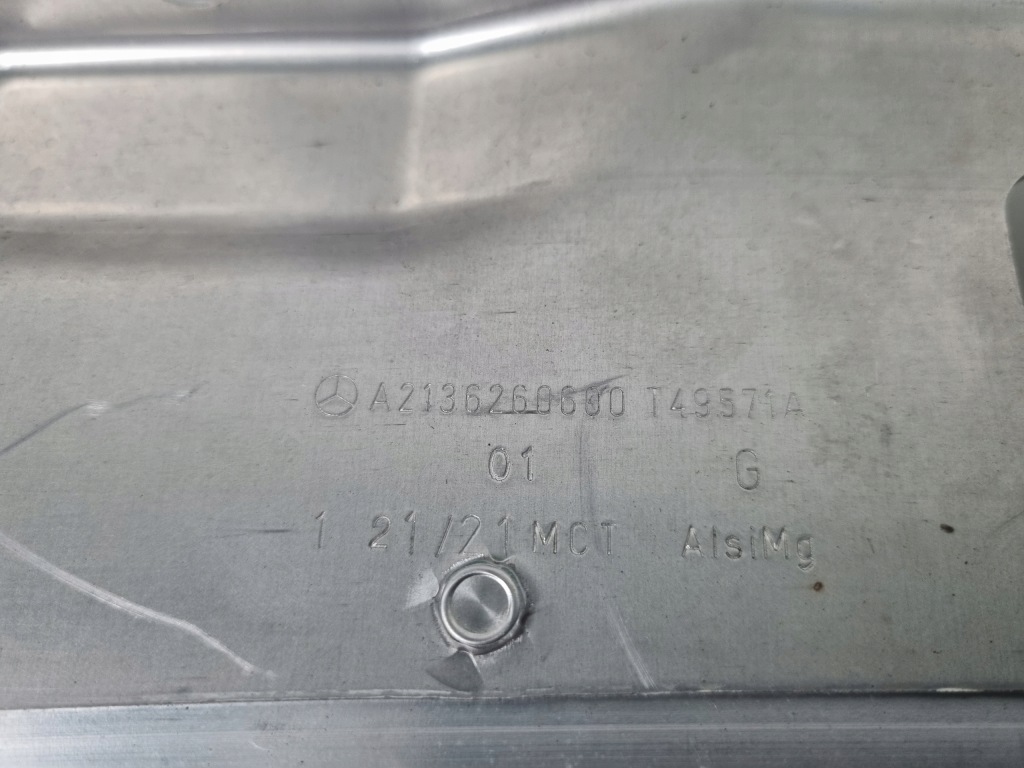 фото №8, Mercedes w213 e klasa a2136260600 pas передний