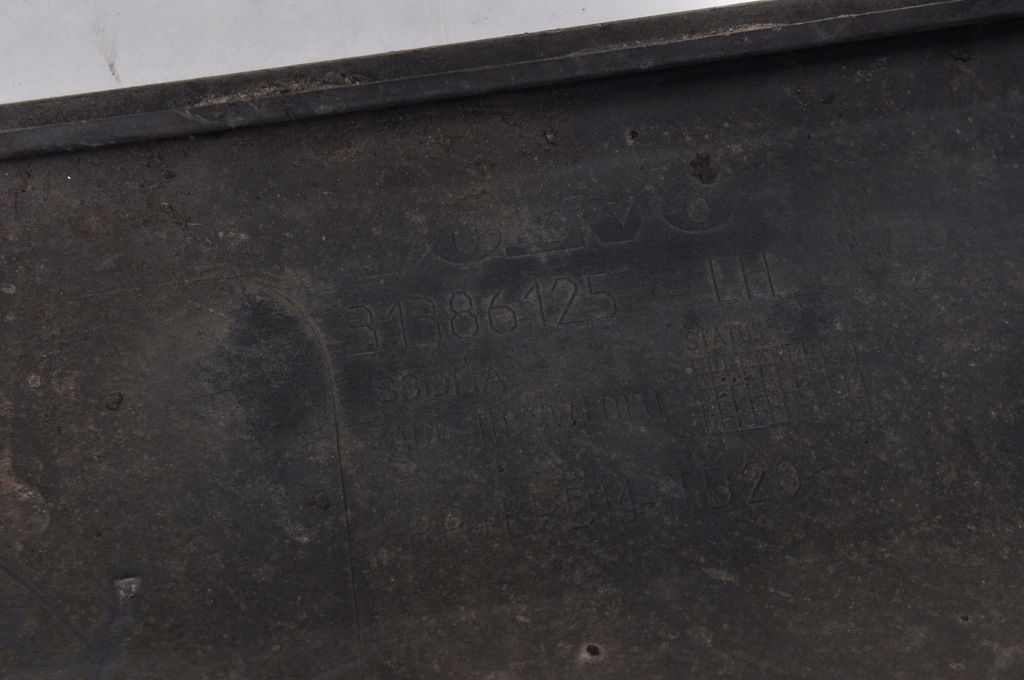 фото №6, Volvo s90 v90 ii молдинг накладка порог левая 31386125