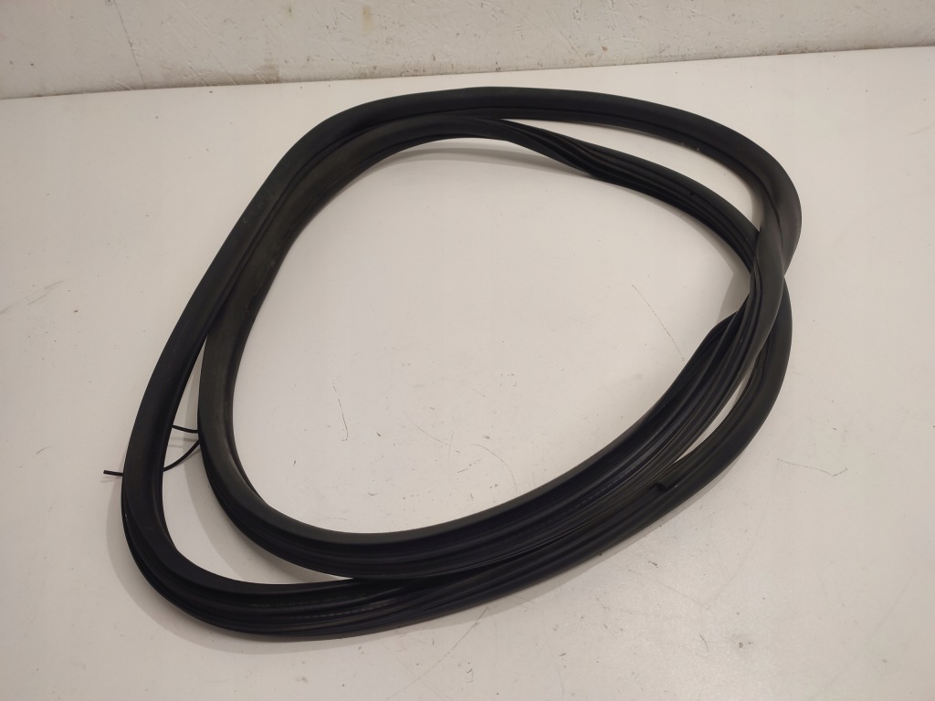 фото №1, Citroen c4 grand picasso i прокладка кузовная правый задняя