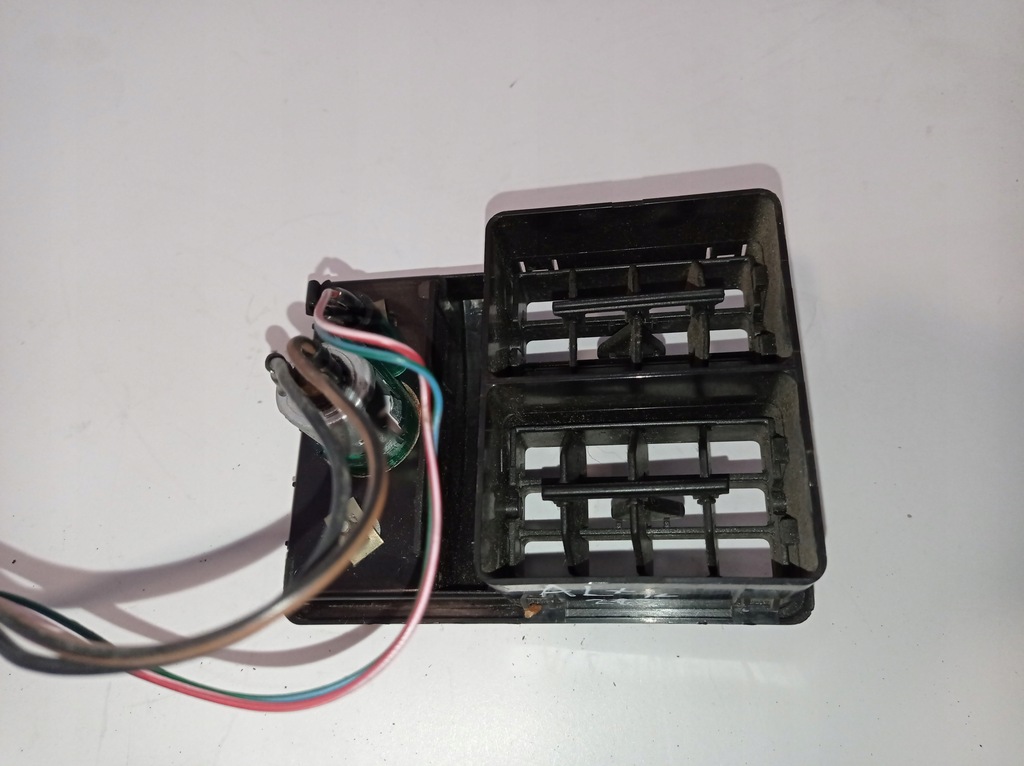 фото №4, Решітка обдув задня jaguar xj40