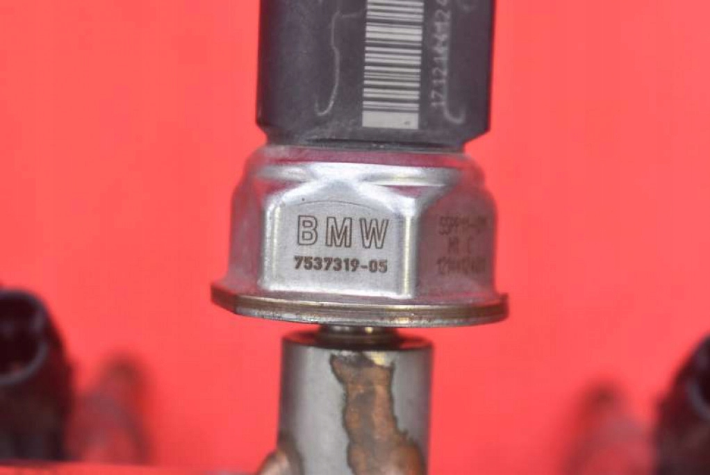 фото №12, Молдинг впрыскная форсунки n18b16a 7537319 mini cooper one r56 1.6 t 184 km