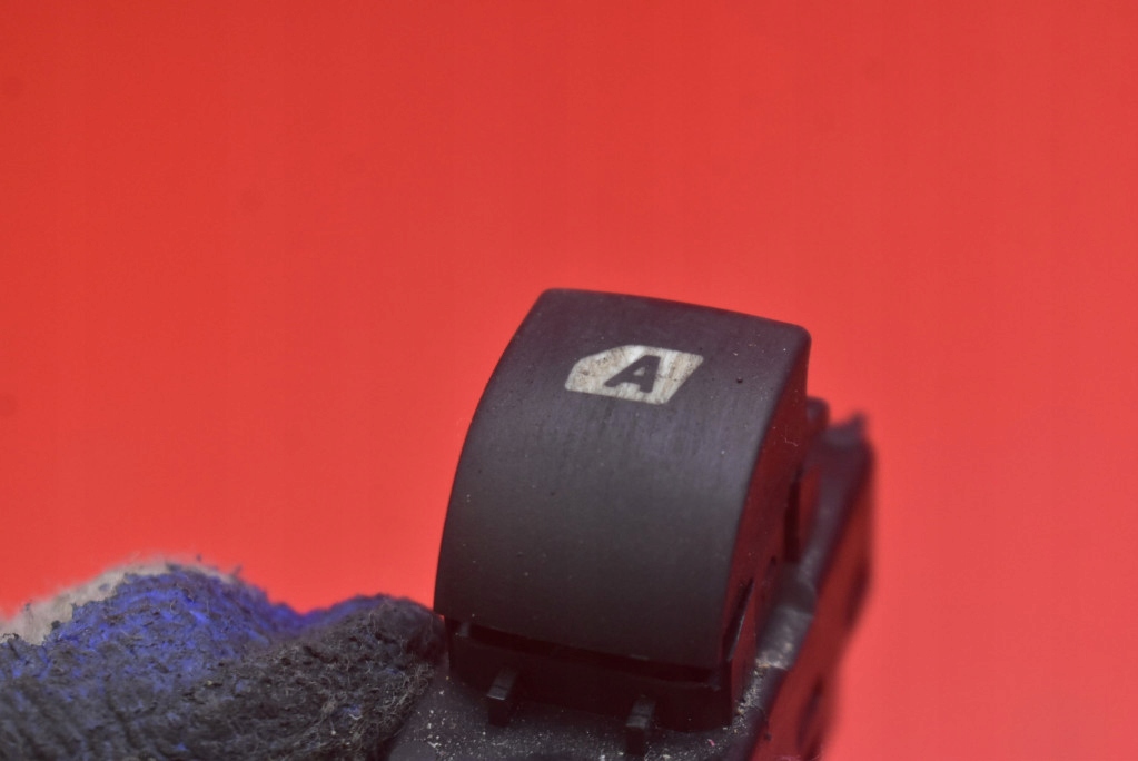 фото №6, Вимикач підйому скло лівий перед 9666955077 peugeot partner 2 ii 08-12