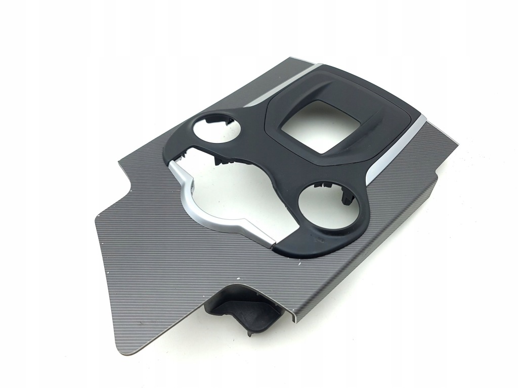 фото №1, Alfa romeo giulia 2019 рамка рычаг переключения передач  1561146040