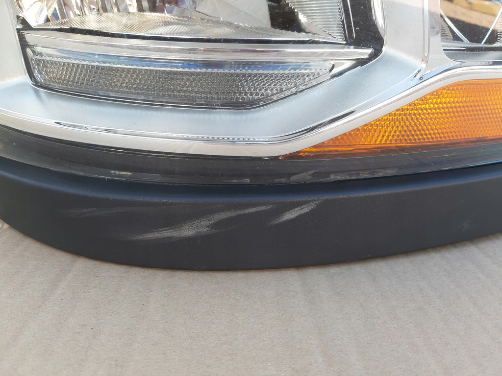 фото №3, Scania r s фара правый лампа h7 кронштейн рамка